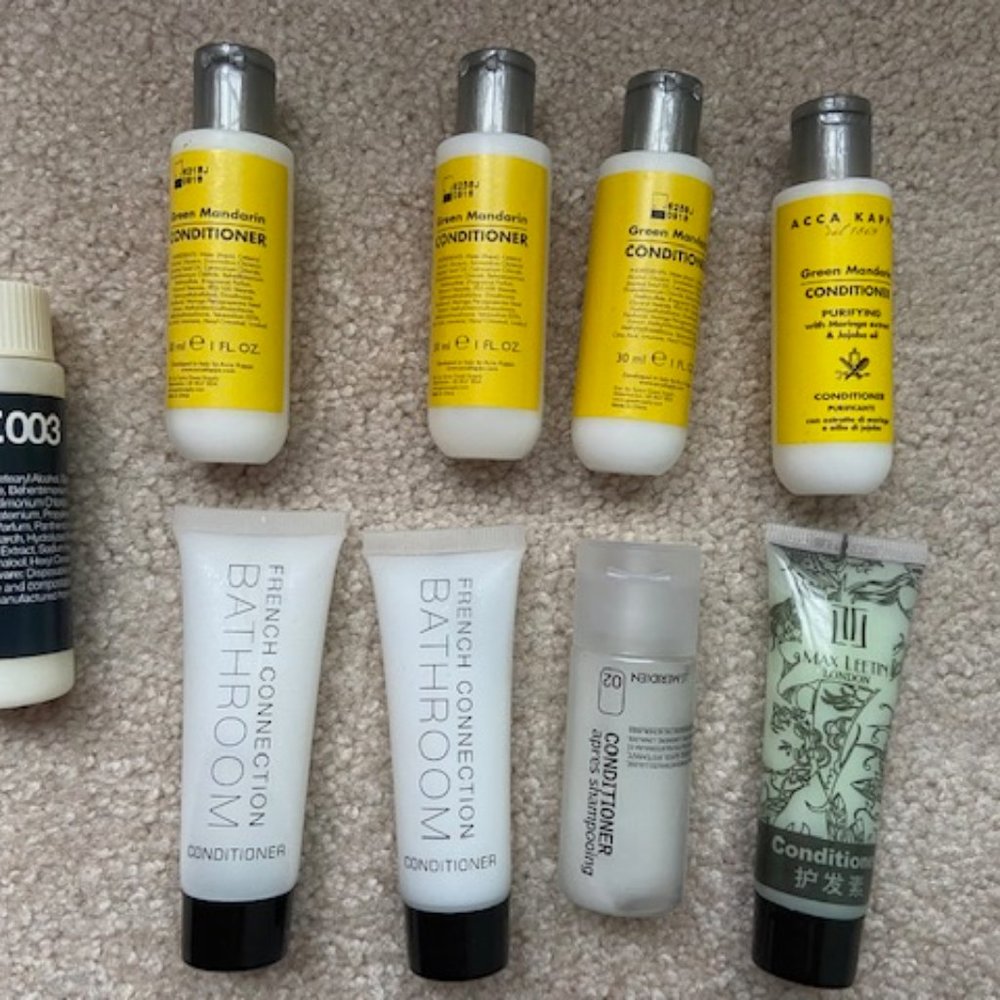 NEW Pleasantly scented variety hair condition ideal travel airport security